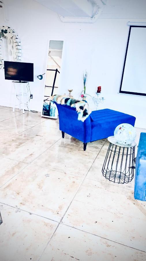 Appartement Modern Elite Open Style Loft With Rooftop Pool & Jacuzzi